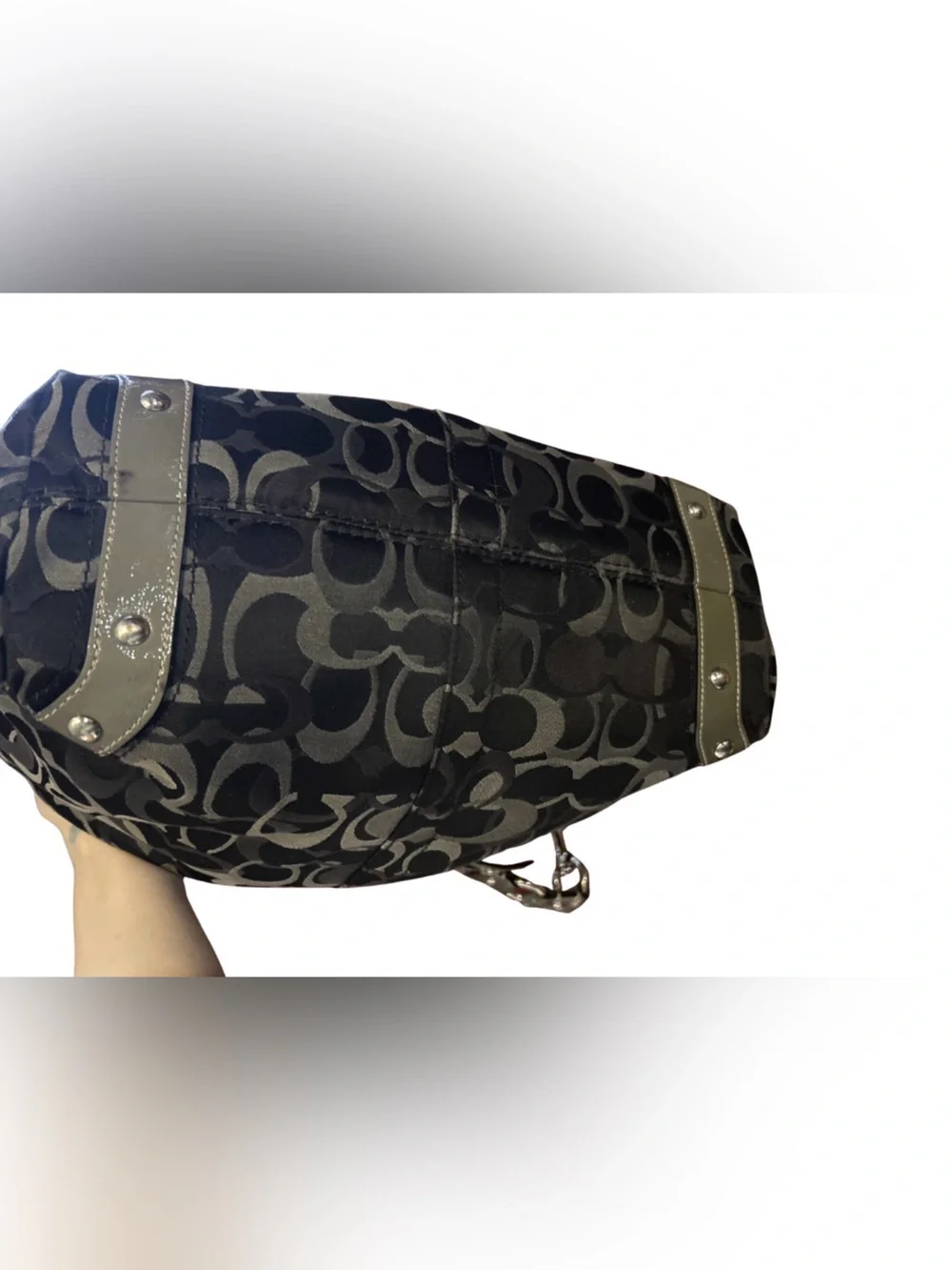 Coach Carly signature jacquard hobo black l& gray bag with chunky silver EUC